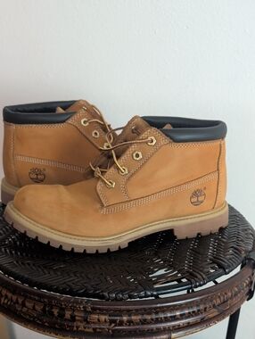 Timberland Nelly Waterproof Chukka Boots Beige Women Size 9 M